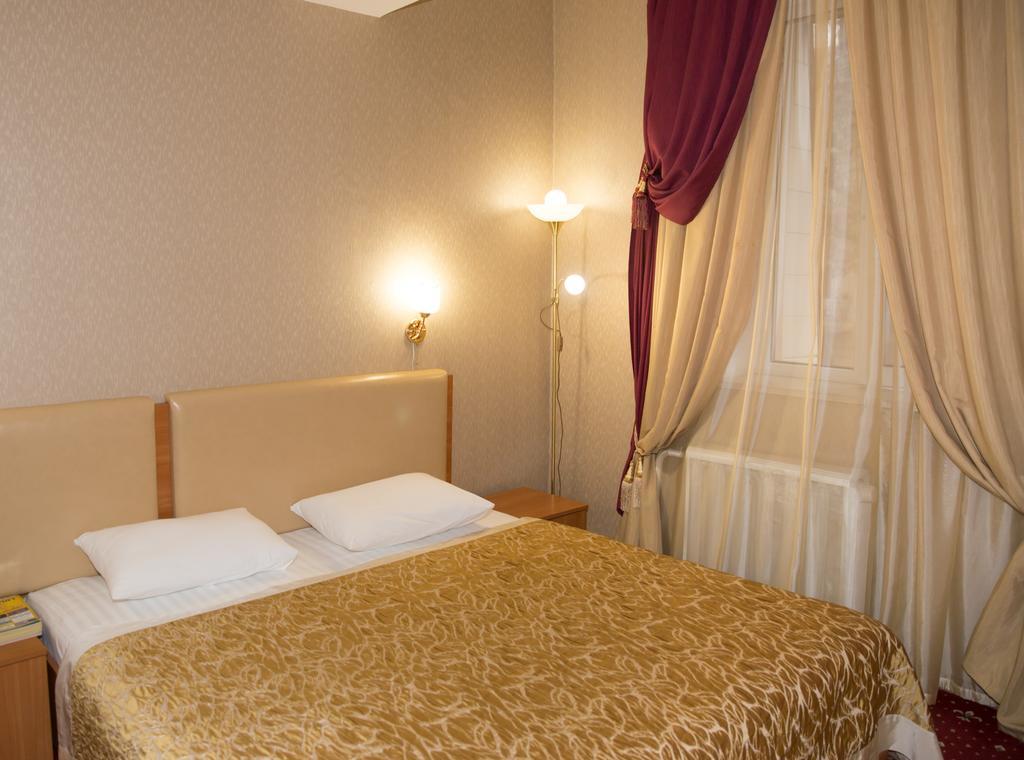 Shine Hotel Одеса Екстер'єр фото