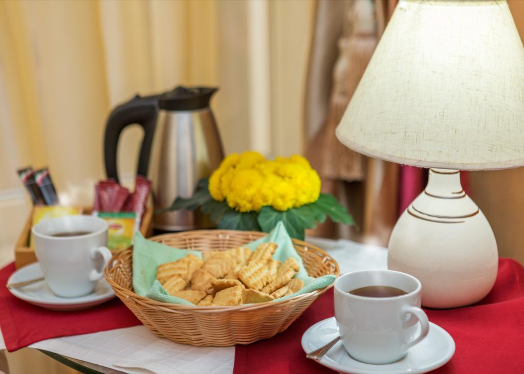 Shine Hotel Одеса Екстер'єр фото