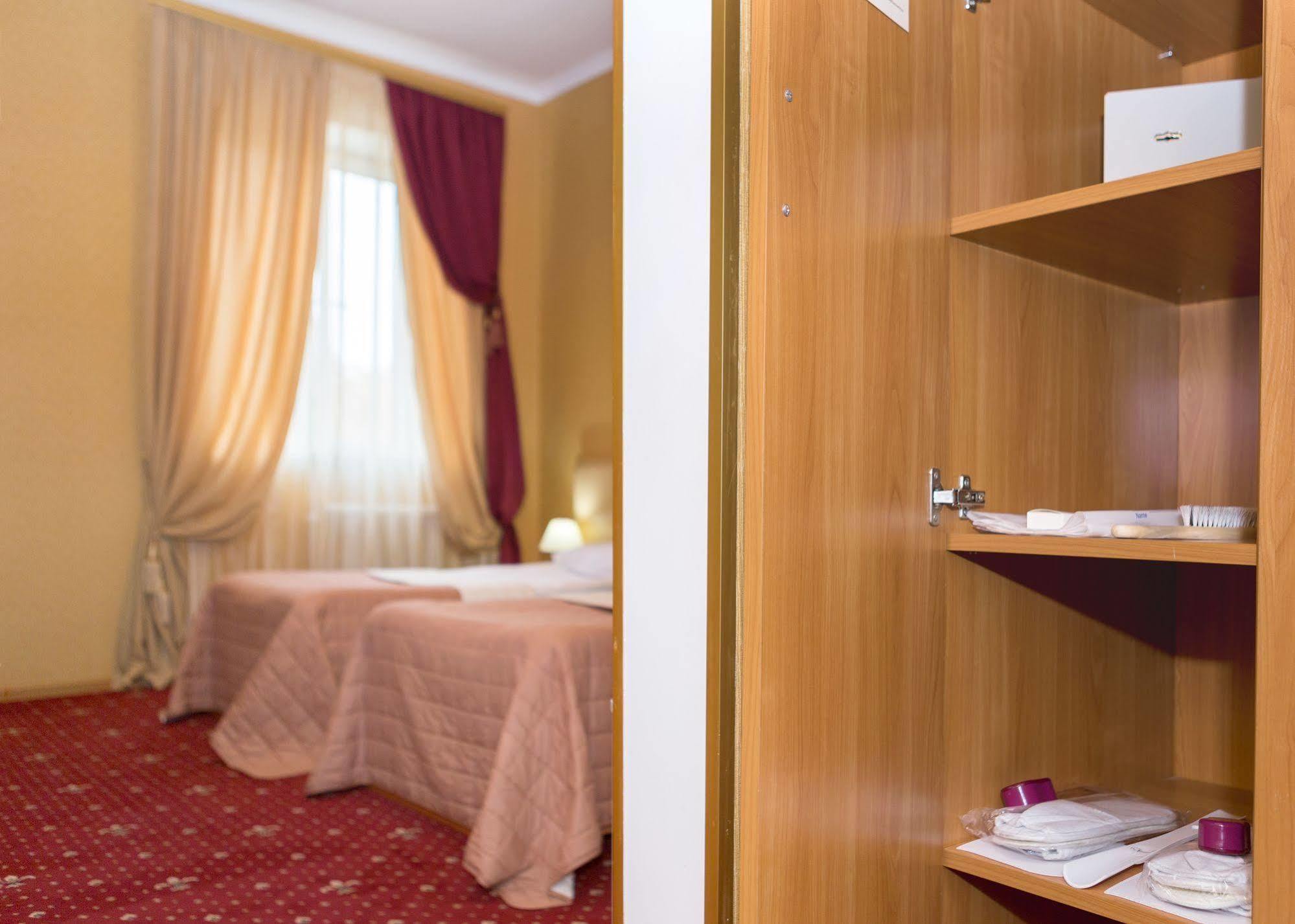 Shine Hotel Одеса Екстер'єр фото
